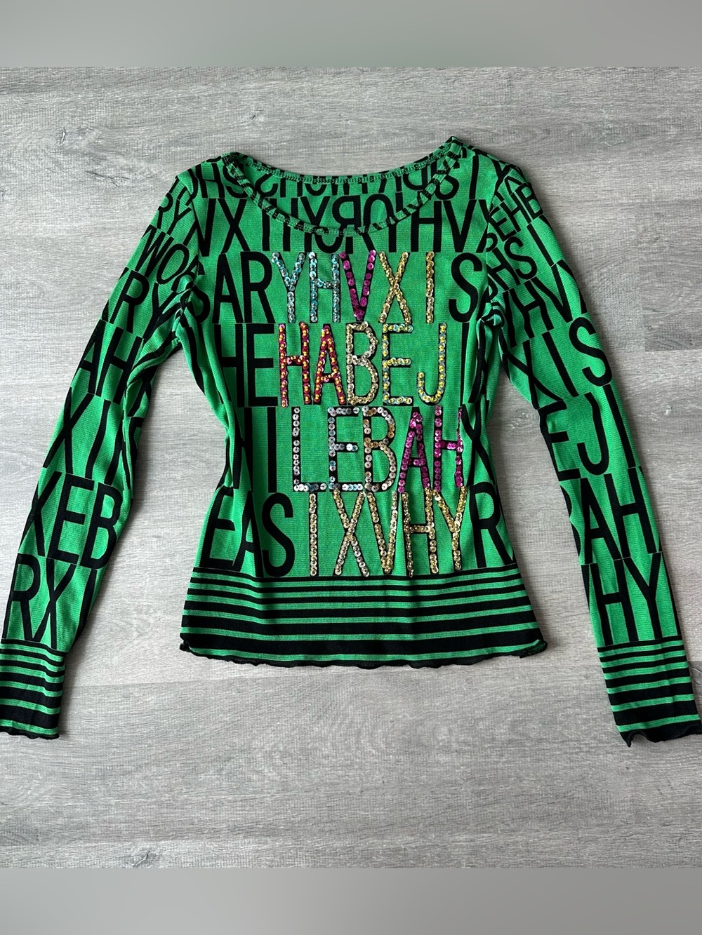 Vintage Y2K Green Graphic Sequin Long-Sleeve Top